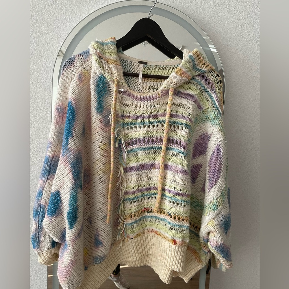 🌼🌸🌟☮️Free people serene dream Flower child poncho☮️ - Picture 2 of 8
